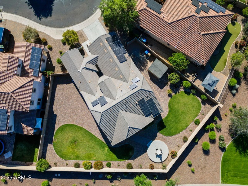 8-web-or-mls-19648 W Lincoln St-8