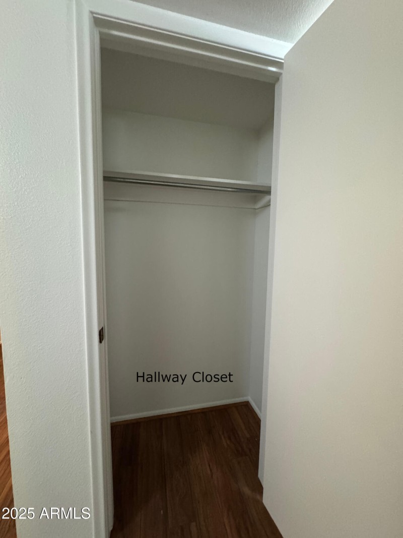 16HallwayCloset