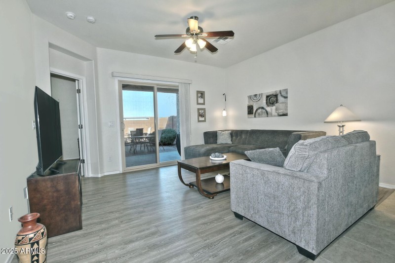 7208 W Sonoma Way Florence AZ-large-006-