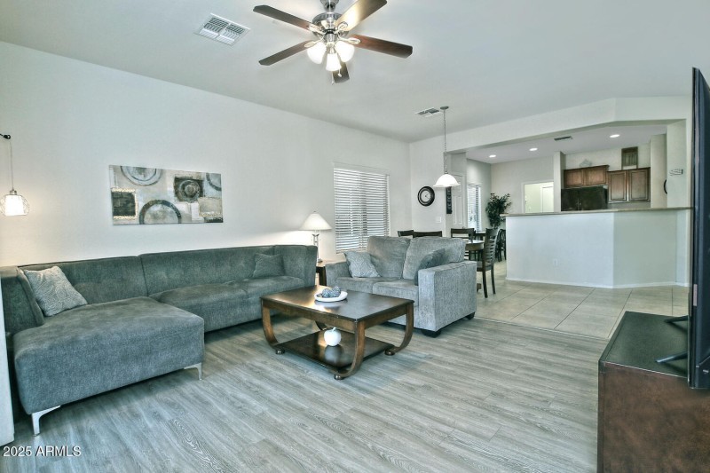 7208 W Sonoma Way Florence AZ-large-007-