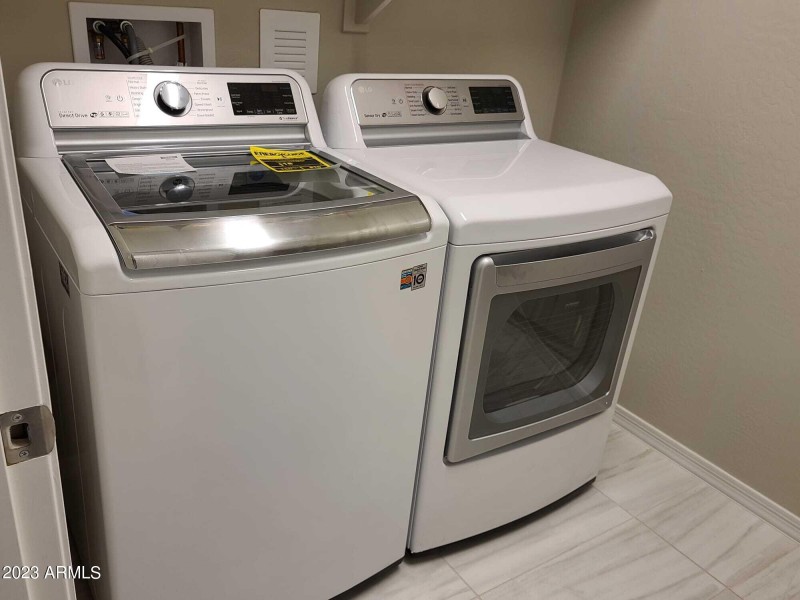 WhatsApp Image 2023-12-01 at 8.39.55 AM