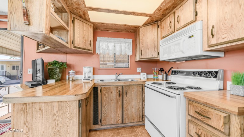 3710 S Goldfield Rd Unit 502 (4)