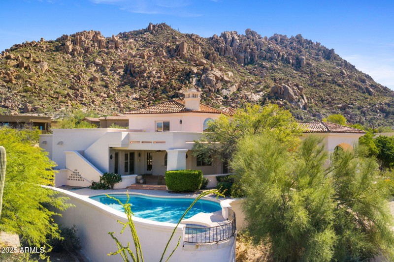 51-web-or-mls-26055-n-107th-way