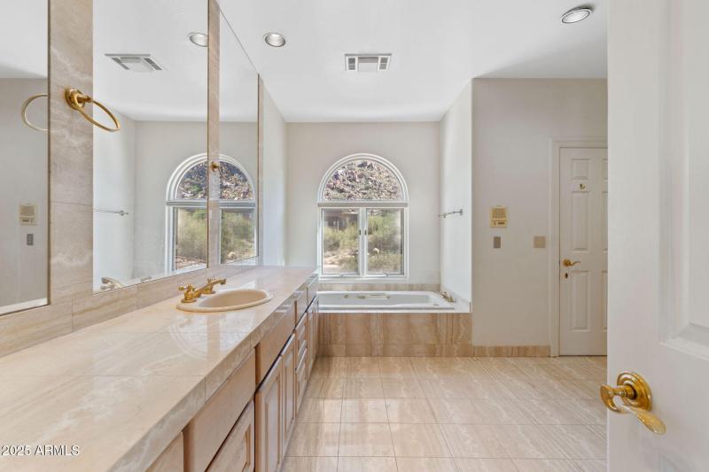 25-web-or-mls-26055-n-107th-way