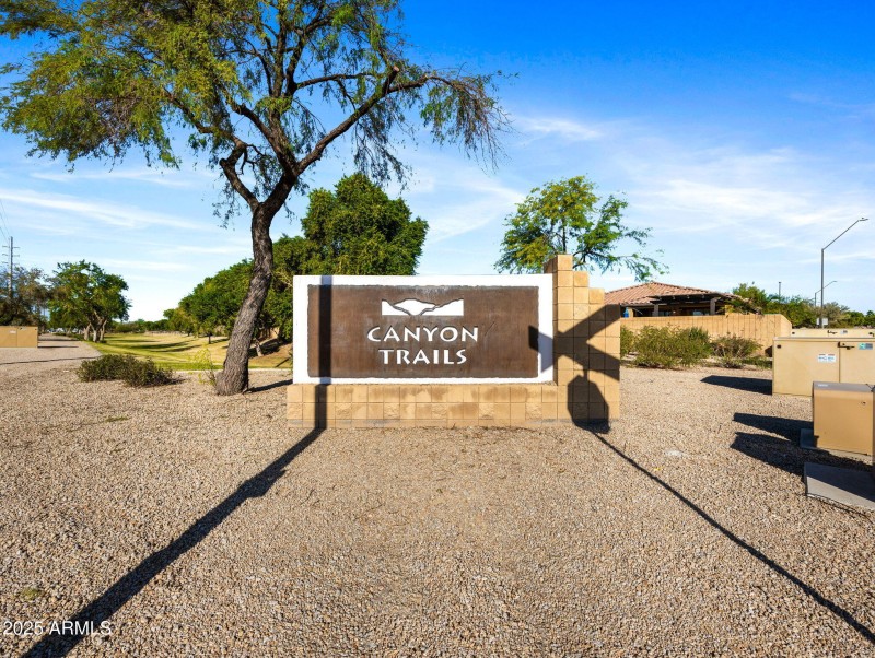 44-web-or-mls-16822 W Rio Vista Ln-1