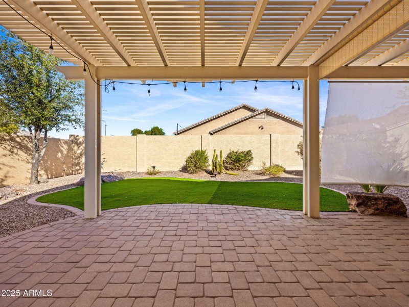 36-web-or-mls-16822 W Rio Vista Ln-44