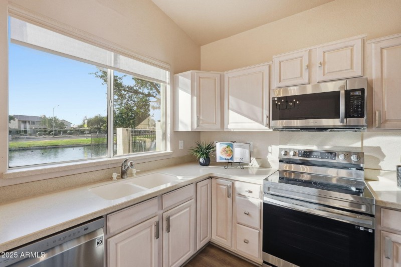 13-web-or-mls-014_ListerPros