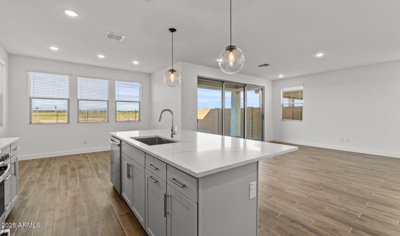 Manor Lot #55 Kitchen (1) (Large)