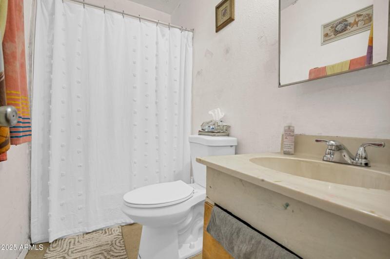 18-custom-1123 W Fillmore St-18