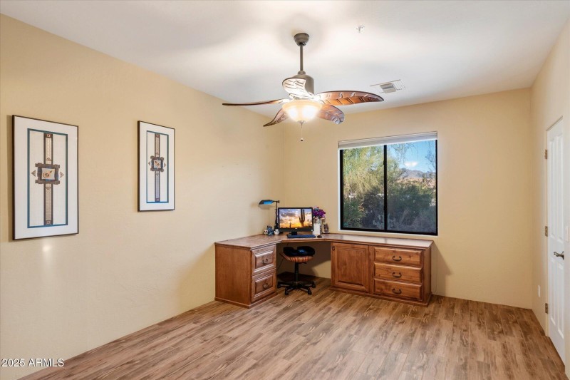 27-Bedroom or Office