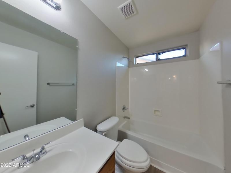 15_pc_KEOlbwoKZ9_ilnaijDzAb_layout_0