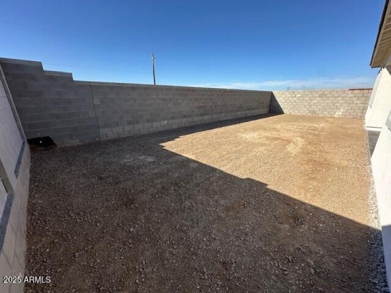 Sanc Lot 01 - Backyard 1