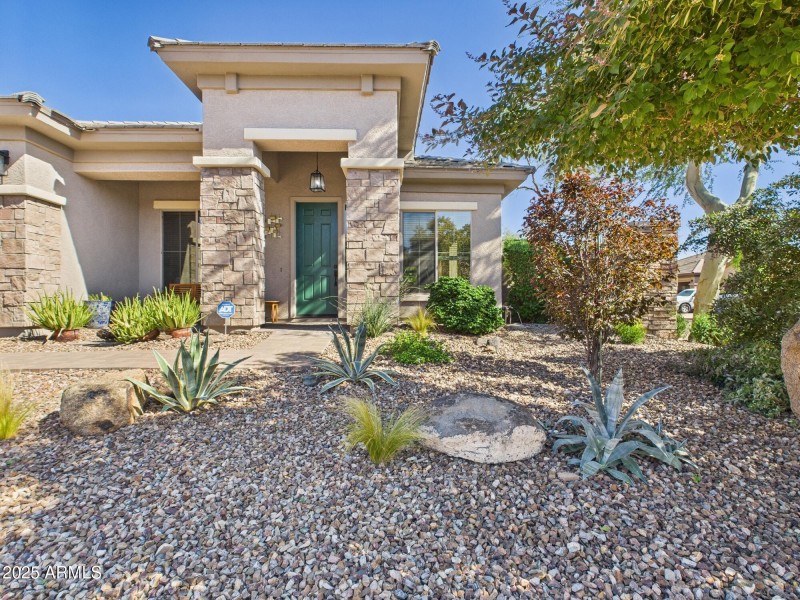 Beautifully Landscaped Front Yard