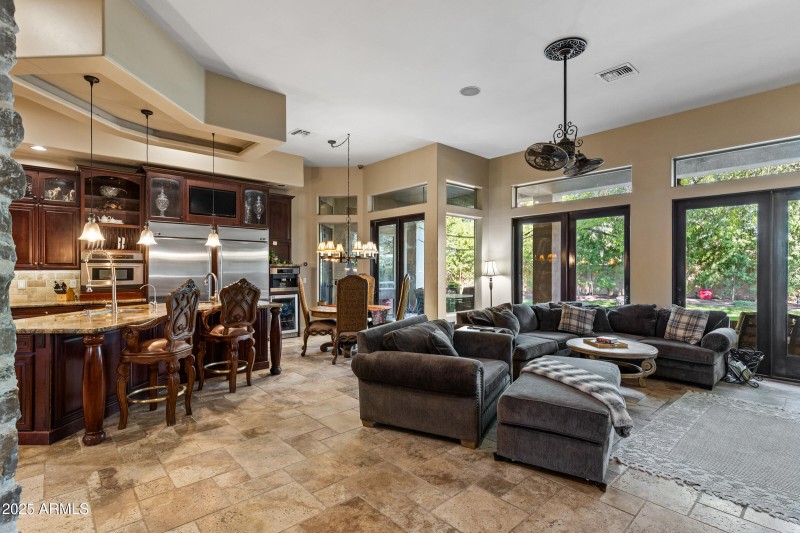 7745 S Juniper St-11