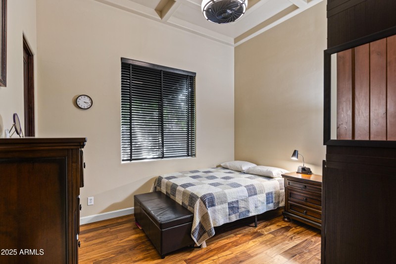 7745 S Juniper St-31