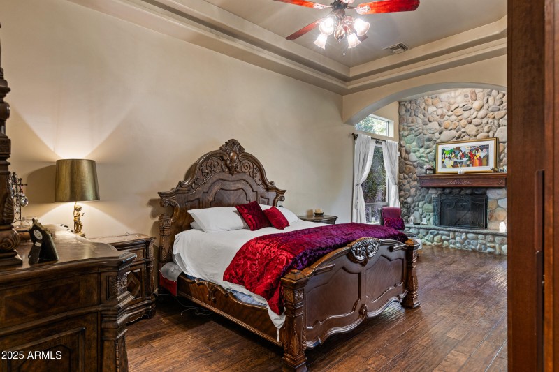 7745 S Juniper St-34