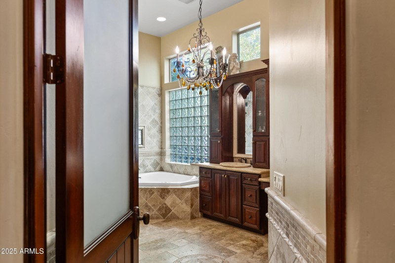 7745 S Juniper St-37