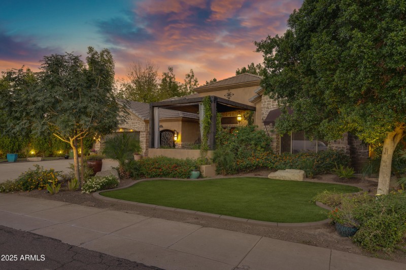 7745 S Juniper St-52