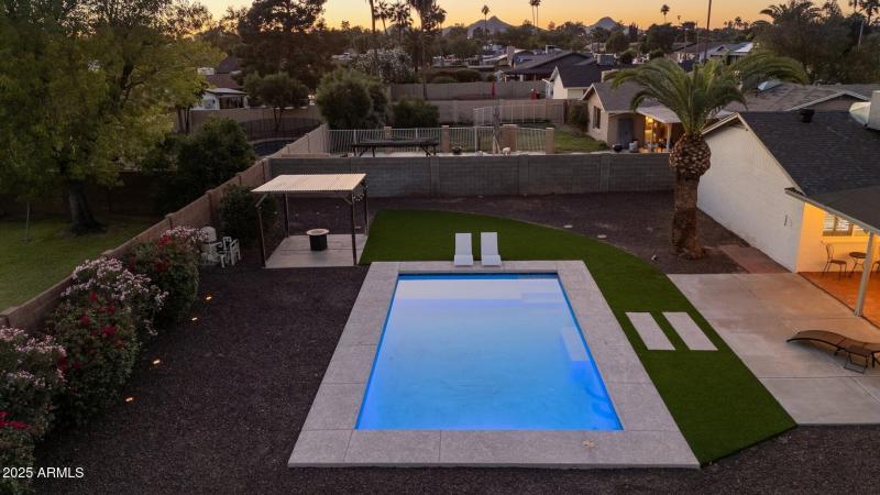 You'll want to entertain here!