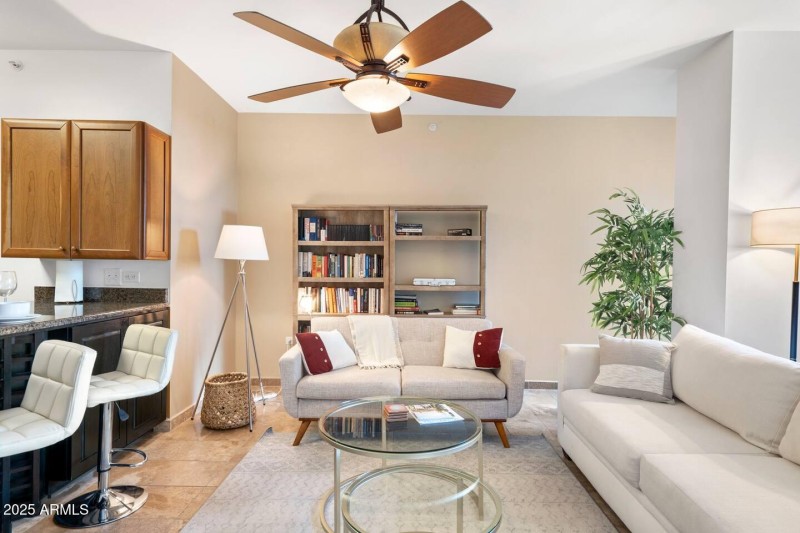 1ef339c4-6b83-4c2e-9049-b692b1d67b65