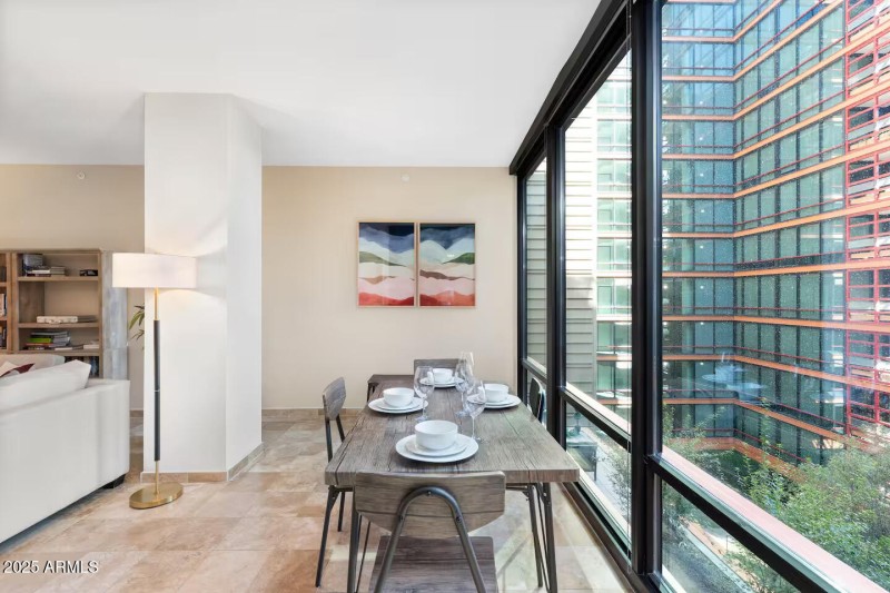 7a6675db-0677-4546-adc0-71679c19646e.jpe