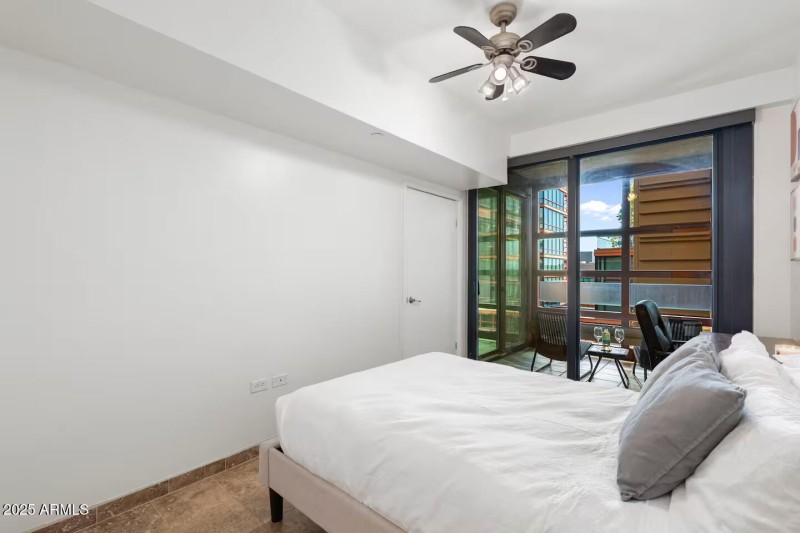 e002db9b-fe12-40e5-8bf6-f8c7ebeec194.jpe