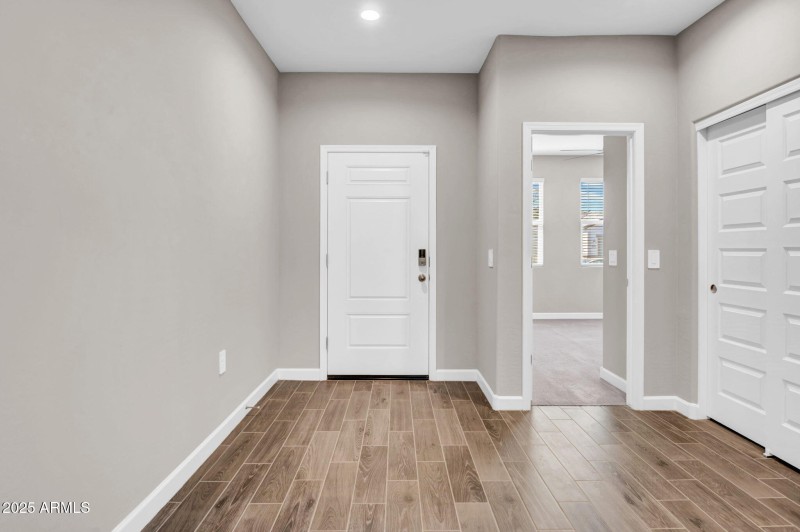 4-web-or-mls-36941 N Aleutian Dr-4