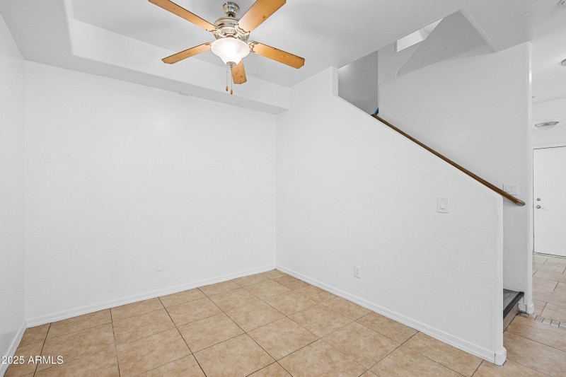 2-4608WMA1193-ocupix-