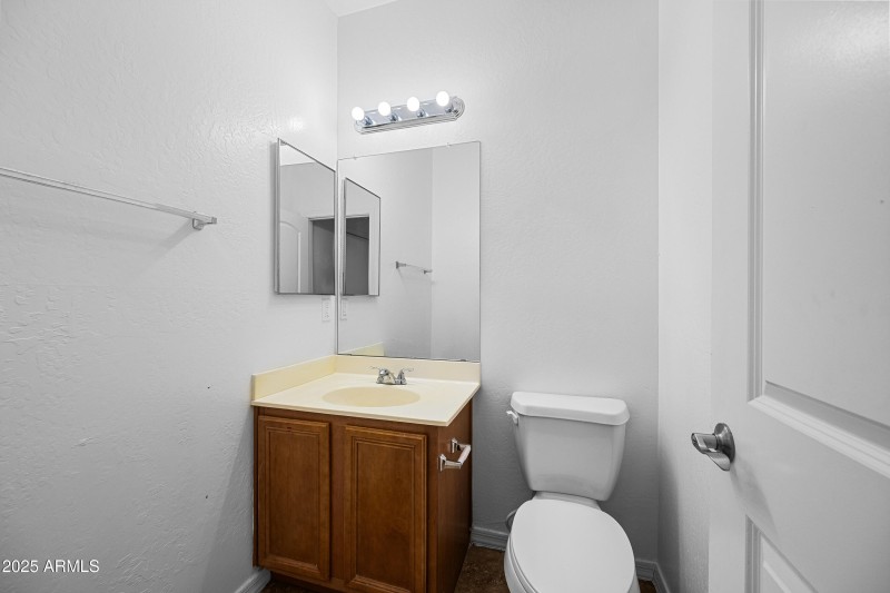 9-4608WMA1193-ocupix-