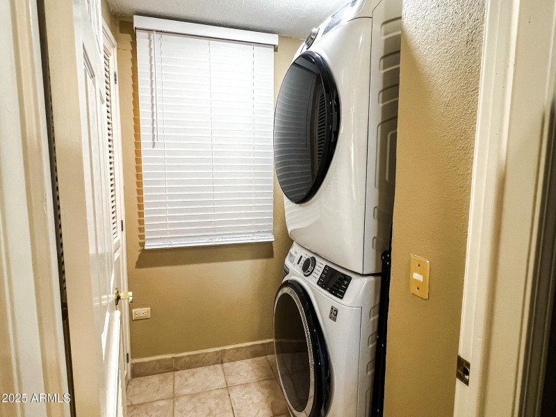 Laundry Rm