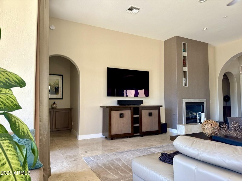 78449432288__BD6CF423-476A-487C-9638-209