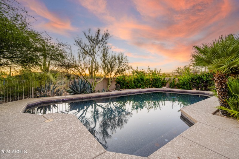 8400 E Dixileta-twilight-8