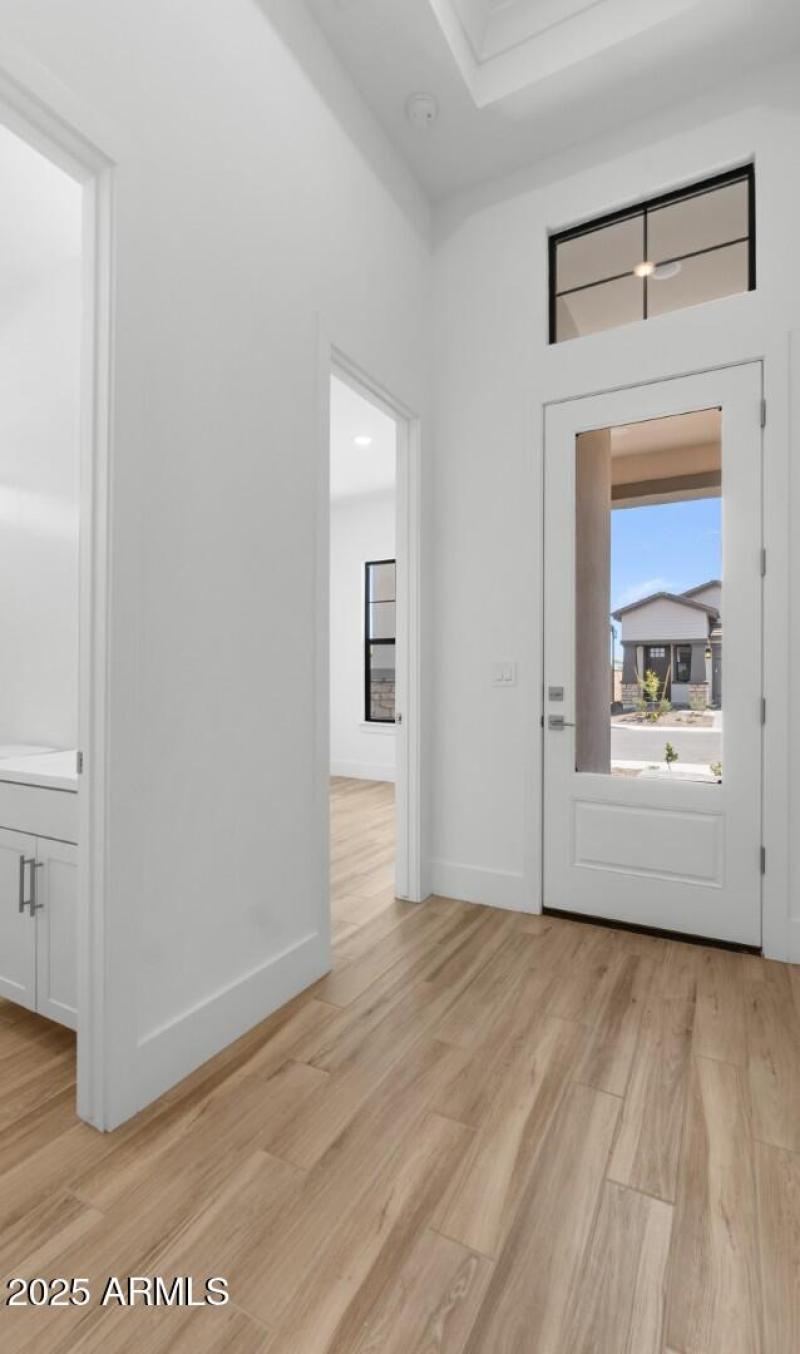 FSVV Villas Lot #70 Foyer (Large)