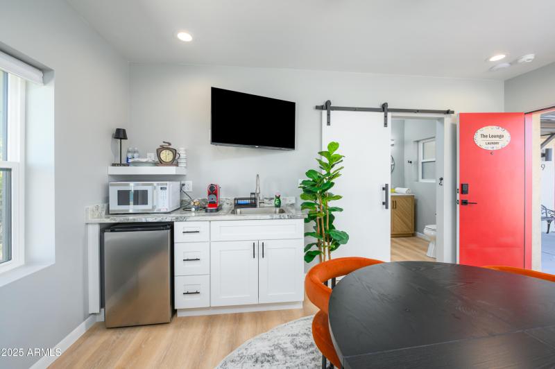 107 E Pinal Street-5