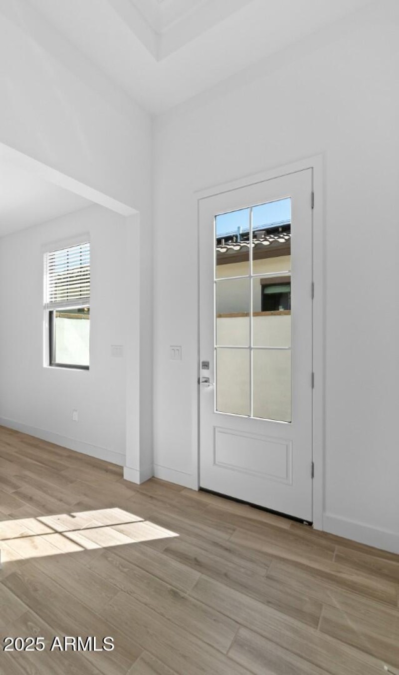 FSVV Cottages Lot #72 Foyer (Large)