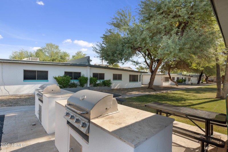 5ocupix-1518WCS-Comm-