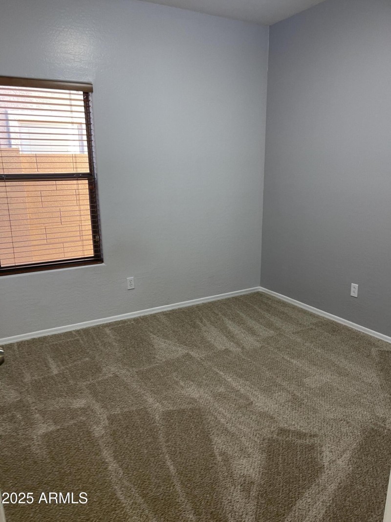 20251105_222045698_iOS