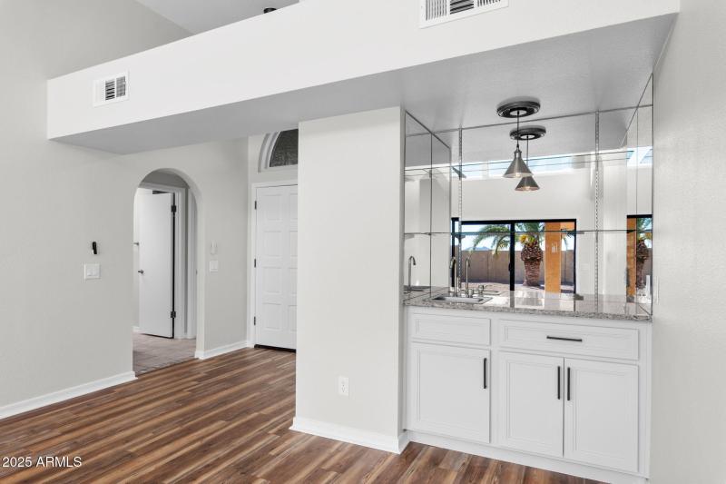 003__10625 E Navajo Pl