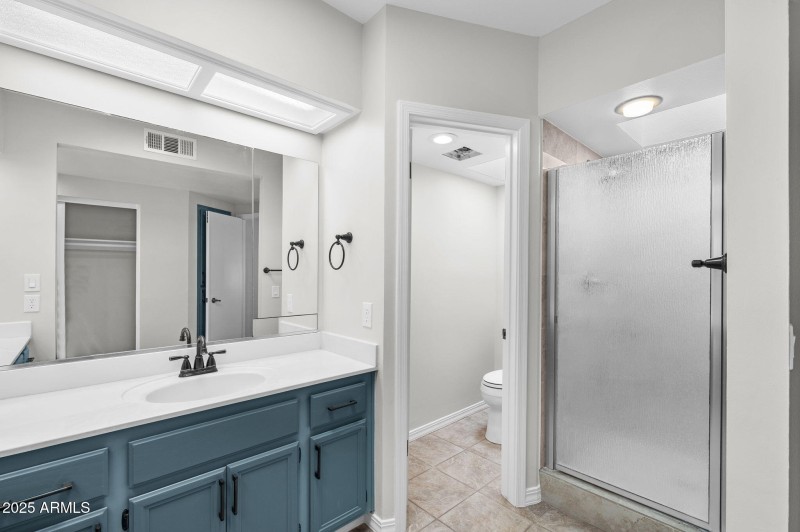 012__10625 E Navajo Pl