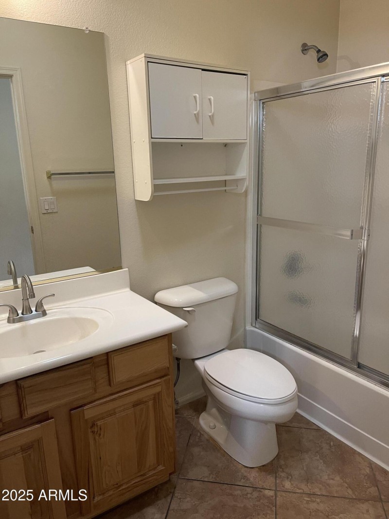 20251105_220628187_iOS