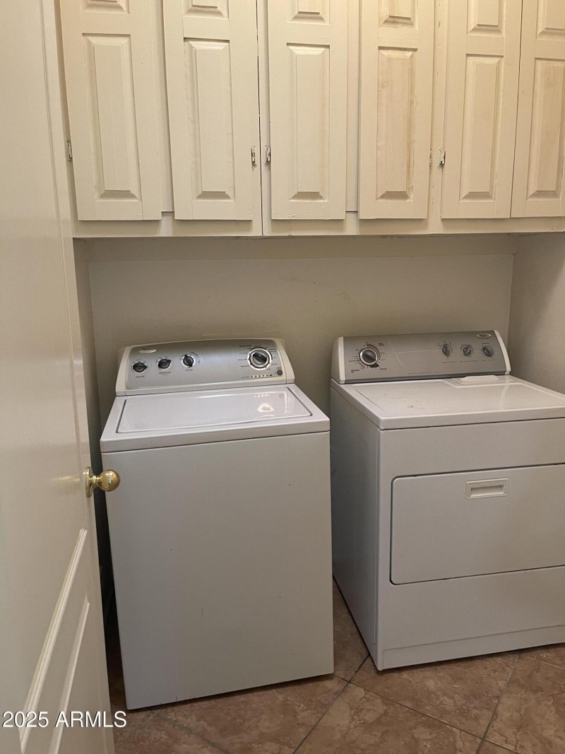 20251105_220642043_iOS