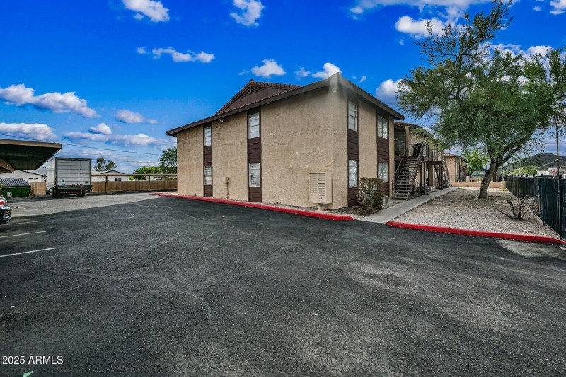 20251010212445514834000000-o