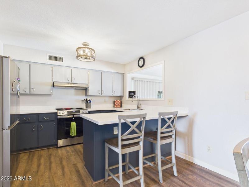 7-web-or-mls-CAM03379G0-PR0163-STILL007