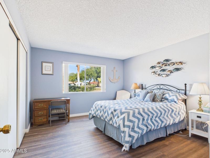 13-web-or-mls-CAM03379G0-PR0163-STILL013