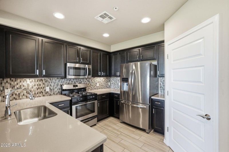 <><><><><><><><><><>