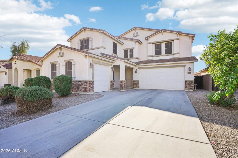 3-web-or-mls-E Navajo Trail-S0711-003