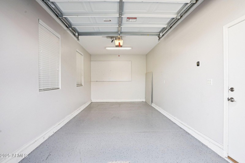 47-web-or-mls-E Navajo Trail-S0711-048