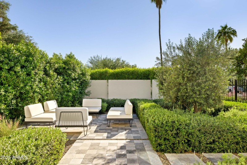 7120 E. Pasadena Ave.-42