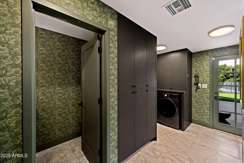 7120 E. Pasadena Ave.-32