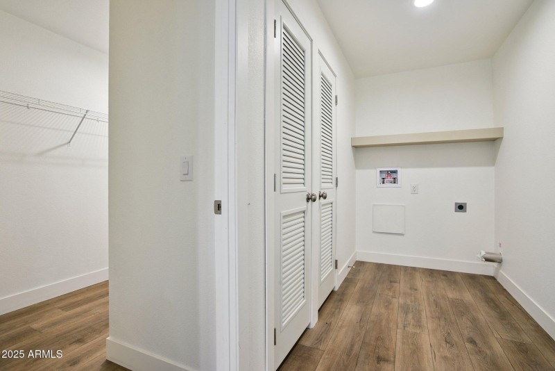 28-web-or-mls-23117-w-duane-ln